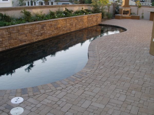Pool Wall_Stone veneer